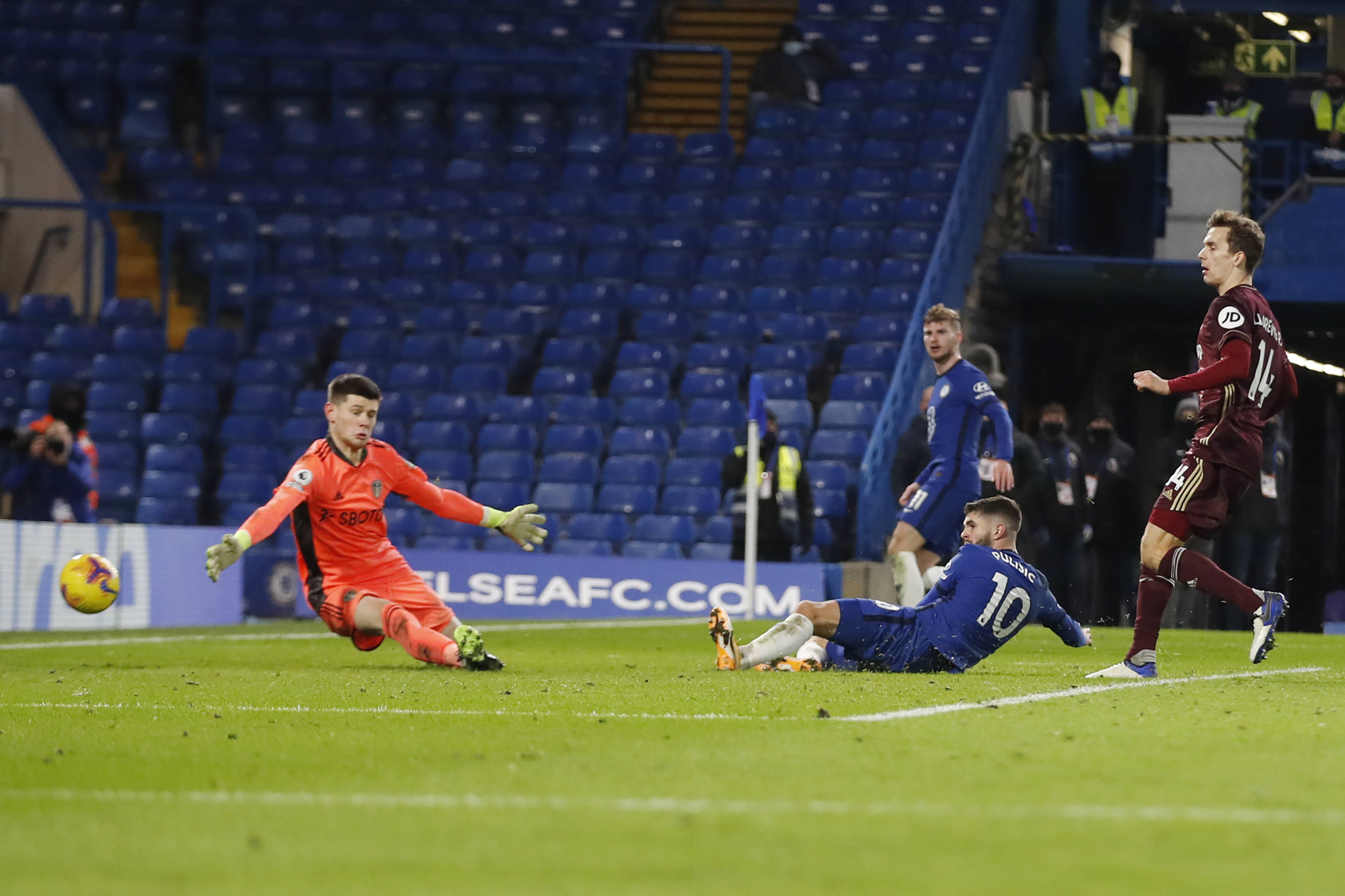 对未来的坚 对未来的坚